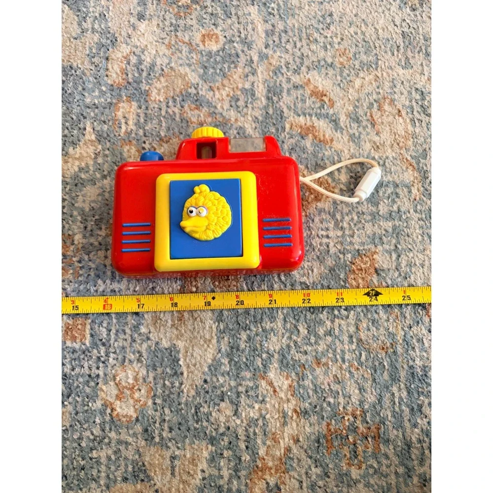 Vintage 1980s 90s Illco Sesame Street Toy Camera‎ Featuring Pop Out Big Bird